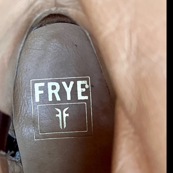 FRYE inside Zip Leather Pointed Toe Heeled Boots 8 women’s - Picture 5 of 9